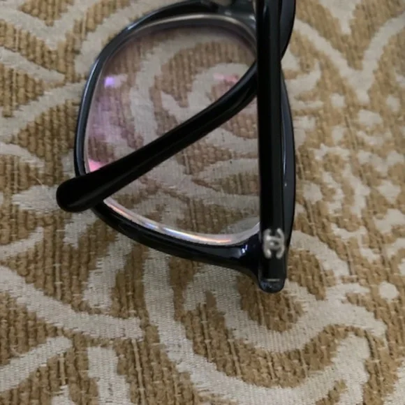 Chanel Black Rim Eyeglasses Preowned - Picture 4 of 11